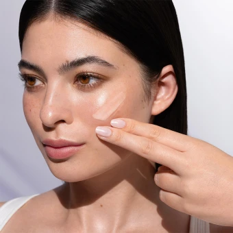 ANNEMARIE BÖRLIND NATUCOLLAGEN BOOST Gesichtsfluid 30 Ml 5 ANNEMARIE BÖRLIND NATUCOLLAGEN BOOST Gesichtsfluid 30 Ml – Bild 5