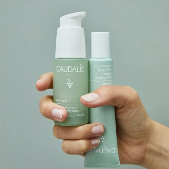 CAUDALIE Vinopure Mattierendes Feuchtigkeit Spendendes Fluid 40 Ml 5 CAUDALIE Vinopure Mattierendes Feuchtigkeit Spendendes Fluid 40 Ml – Bild 5