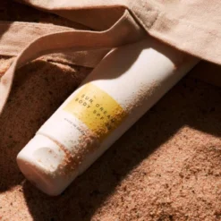 Dr. Barbara Sturm Sun Cream Body SPF 30 150 Ml 7 Dr. Barbara Sturm Sun Cream Body SPF 30 150 Ml -Eucerin || Aveda || Payot Verkaufsgeschäft 2574616 Dr Barbara Sturm Sun Cream Body SPF 30 150 ml.bd1d9d02